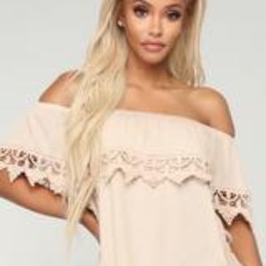 NWOT Fashion Nova Off the Shoulder Lace